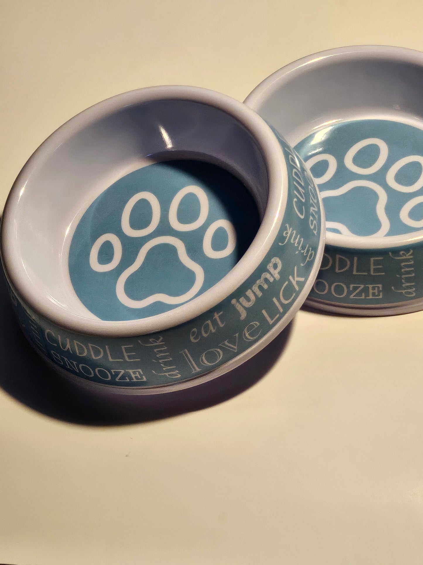 Stackable dog pet feeding bowls great for food or water medium size. 6×2