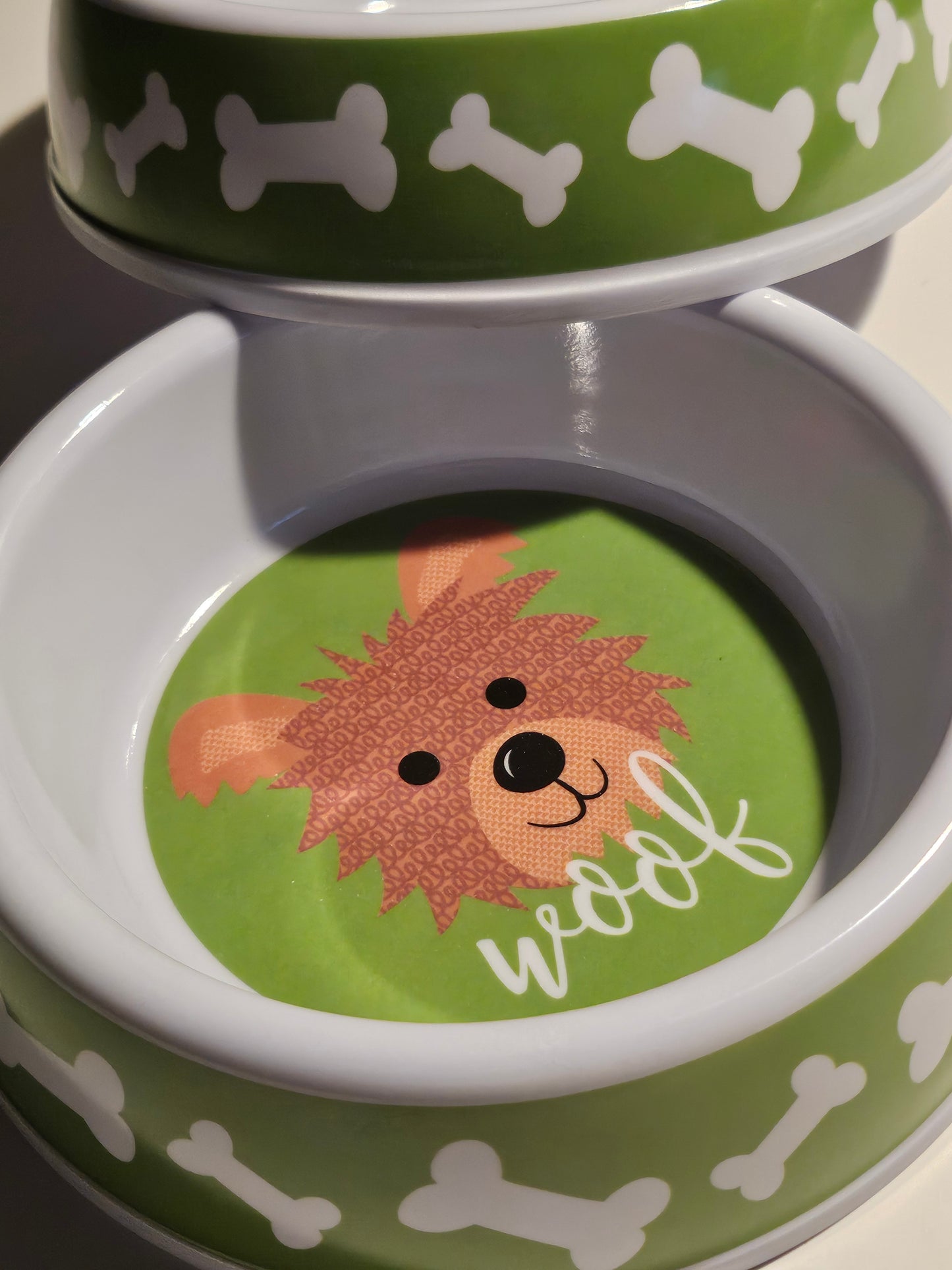 Medium dog pet feeding and watering bowls. Very cute