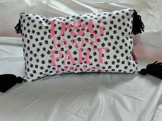 Throw pillow